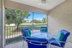 Slip out of the master bedroom and enjoy your morning coffee on the balcony, overlooking the 10th green.