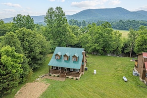 Mountain AND Creekfront views