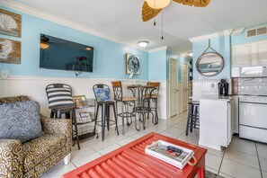 Cable TV – There’s no need to miss any of your favorite programs thanks to the wall-mounted TV with cable in the condo’s living room.