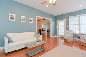 The home is decorated in soothing coastal hues.