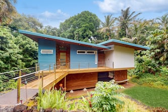 Tranquil Island Escape | Walk to Kehena Beach | Washer & dryer, WiFi