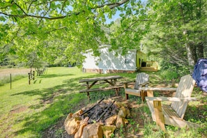 Backyard | Wood-Burning Fire Pit | Gas Grill Available