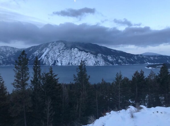 Skidåkning och snöaktiviteter