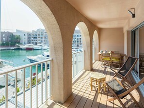 L'Eau, Ciel, Bâtiment, Bleu Azur, Montagne, Arbre, Architecture, Plan D'Eau, Lac, Quartier