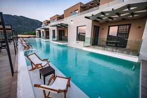 Shared pool
