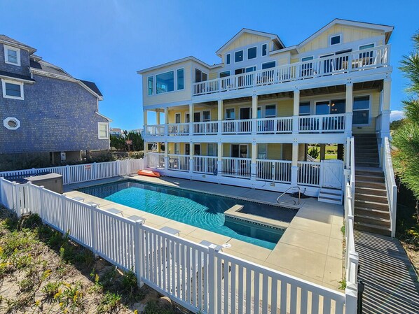 Oceanfront Outer Banks Vacation Rental 2023