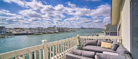 Brigantine Vacation Rental | 2BR | 2BA | 1,000 Sq Ft | Stairs Required