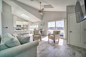 Living Room | Central A/C