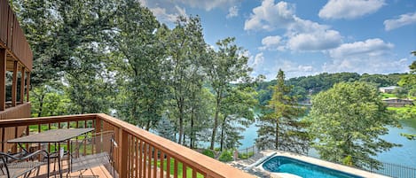 Welcome to your little slice of Heaven on Lake Avalon!  The pool is open through early October but the view is year round!