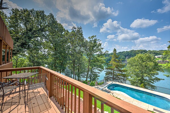 Welcome to your little slice of Heaven on Lake Avalon!  The pool is open through early October but the view is year round!