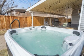 Hot tub