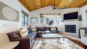 Furniture, Couch, Living Room, Indoors, Room