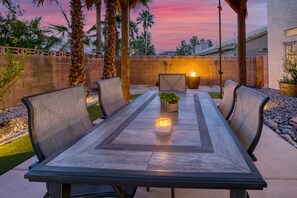 Outdoor dining
