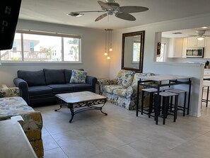 Large Living Room with Sofa Bed and Murphey Bed