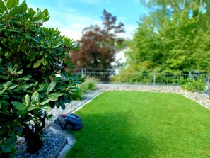 Gartenblick wenn alles blüht