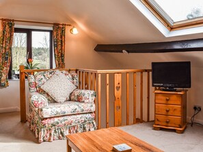 Living area | Gowland Farm- Swallow’s Folly - Gowland Farm, Cloughton, near Harwood Dale