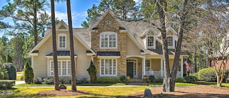 Pinehurst Vacation Rental | 4BR | 3.5BA | Stairs Required | 2,850 Sq Ft