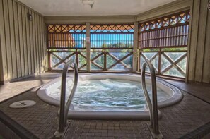 Bain à remous intérieur