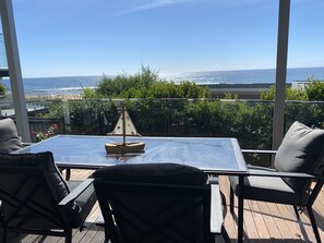 Vast ocean views from the property 