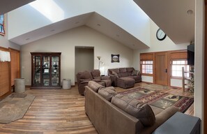 Great room with a sofa / sleeper.