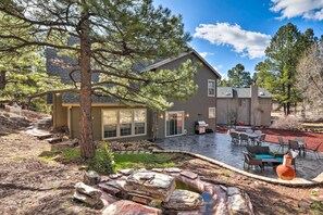 Back Patio | Chiminea (Firewood Not Provided)