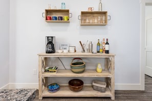 Coffee bar? Wine bar? The choice is yours!
