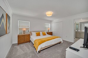 4228 Paragraph Dr, Storey Lake_19.jpg