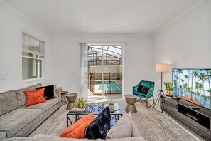 4228 Paragraph Dr, Storey Lake_15.jpg