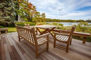 Back deck over looking Lonnie`s Pond