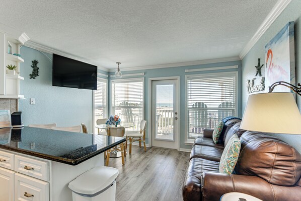 Galveston Vacation Rental | 1BR | 1BA | 513 Sq Ft | Step-Free Access