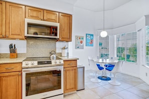 Kitchen and breakfast nook