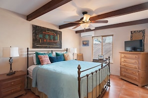 Primary Bedroom with 1 King Bed