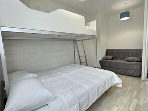 Fall asleep in our cozy bedroom. Bedding configurations vary.