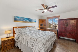 Primary Bedroom / King Bed