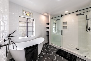 Spa like master bathroom 