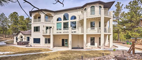 Colorado Springs Vacation Rental | 5BR | 5.5BA | 8,657 Sq Ft | 3 Steps to Access