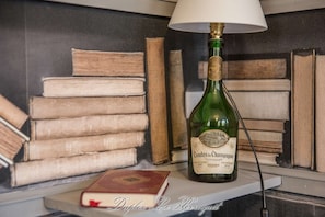 Duplex Le Perroquet - Living room, Decorative detail