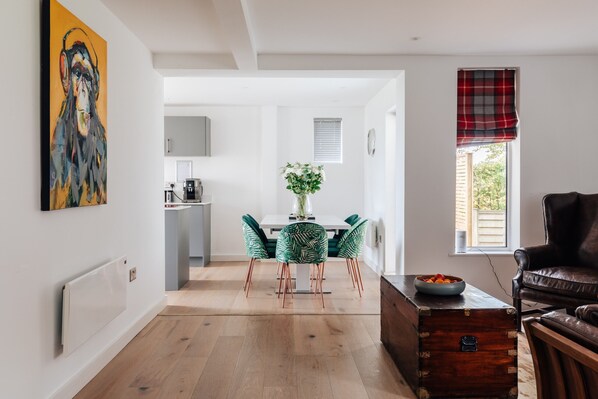 Large family and pet friendly living space