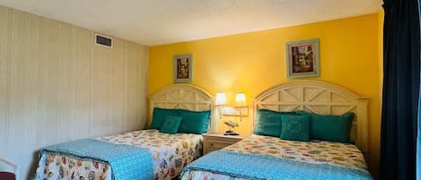 Comfy 2 Full XL Beds with Pillows, Linens and Sheets