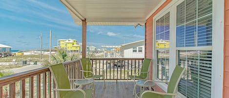 Front Deck with partial ocean views!