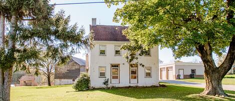 The tranquil setting of this Amish Farmstead!