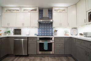 Kitchen (1)