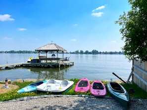 All manual watercrafts included in your reservation! Enjoy lake to the fullest!!