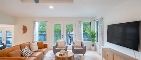 Upstairs living room with views overlooking the lake