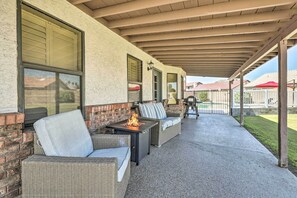 Shared Patio | Grill