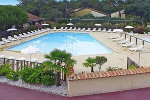 Piscine maison de vacances