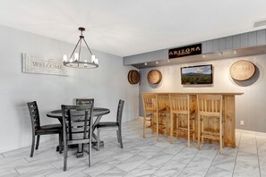 Separate dining area with Arizona Territory Bar