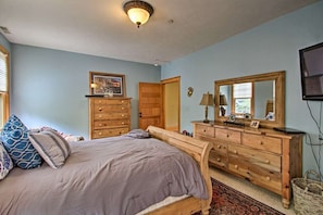Queen bedroom located upstairs with shared bath, sitting area and living room.
