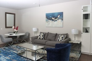 Family and Living room ⭐️