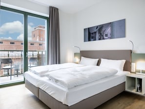 Schlafzimmer mit Doppelbett